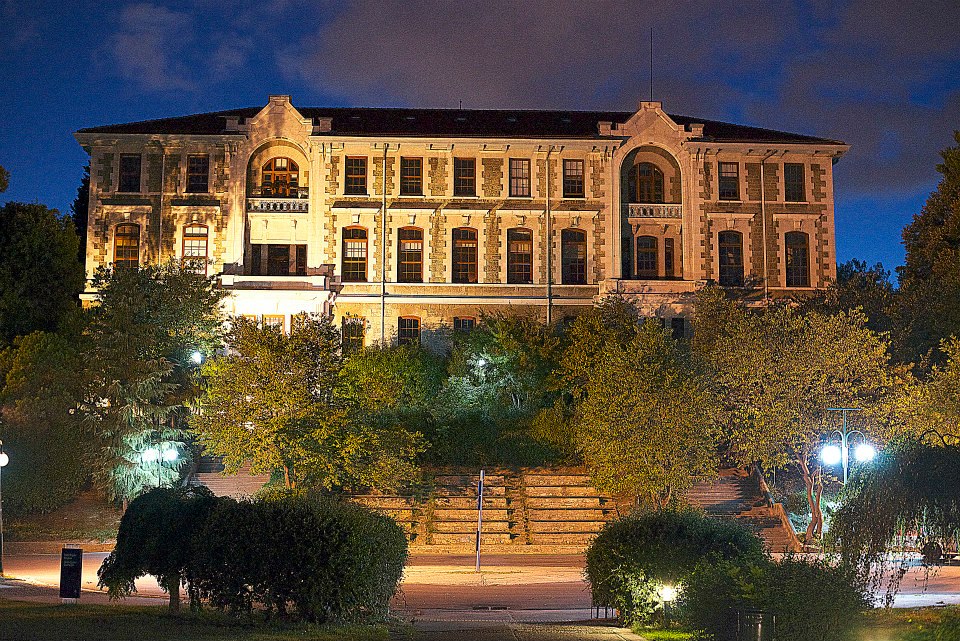 جامعة بوغازيتشي